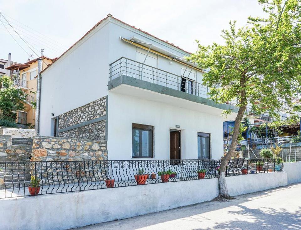 Appartement Ilio Socrates à Skála Marión Extérieur photo