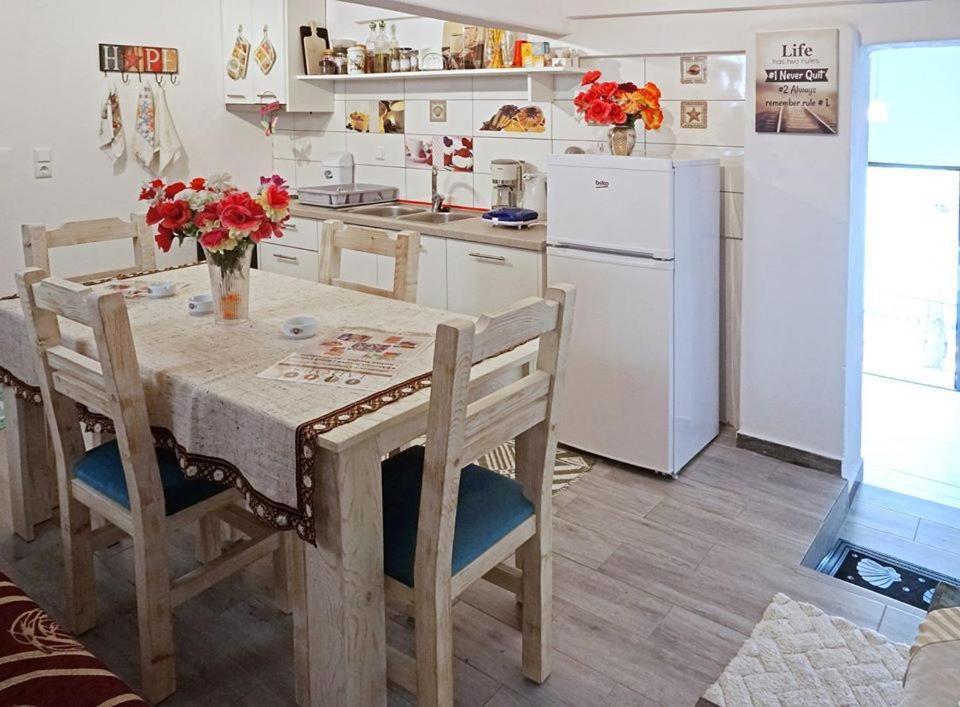 Appartement Ilio Socrates à Skála Marión Extérieur photo