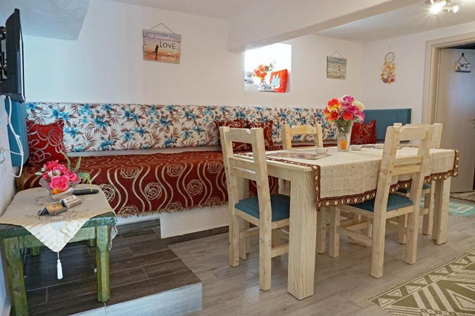 Appartement Ilio Socrates à Skála Marión Extérieur photo