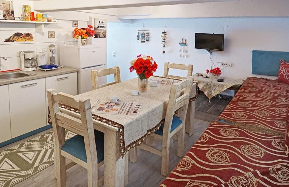 Appartement Ilio Socrates à Skála Marión Extérieur photo